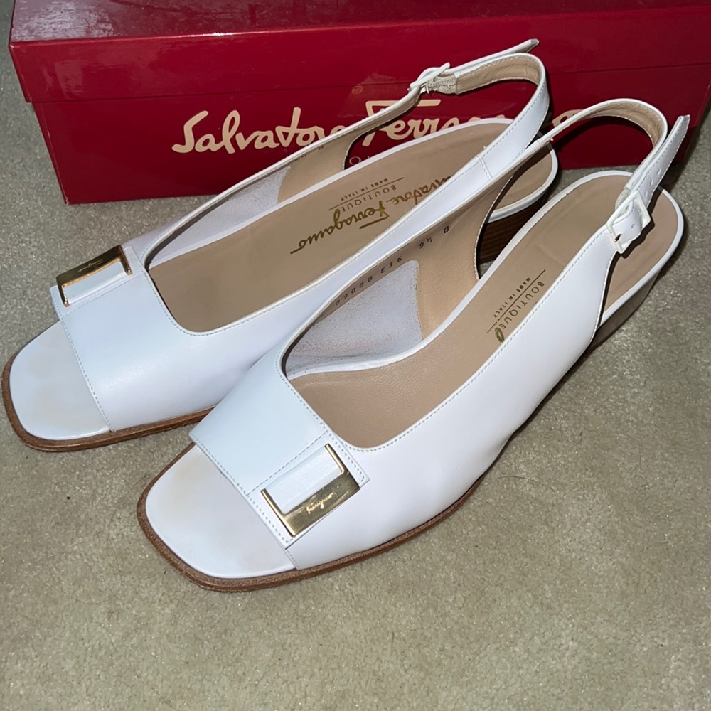 Salvatore Ferragamo Balzac white sandals